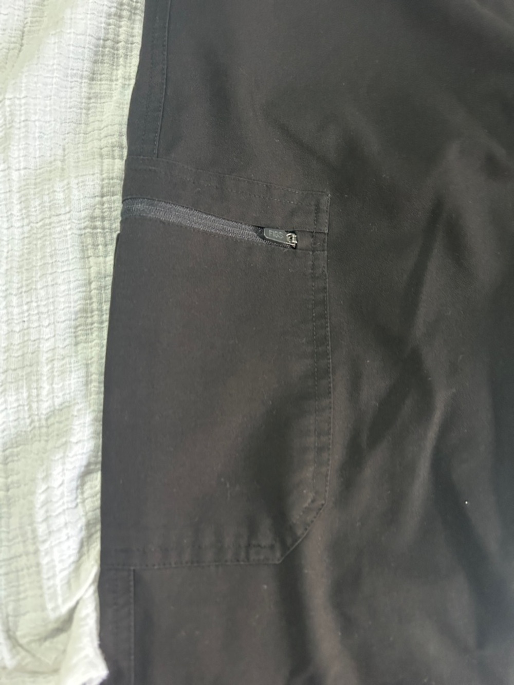 Figs Women’s Black Yola Pants XXS PETITE. Healthcare. Nurse. Vet. Doctor. - Picture 3 of 11